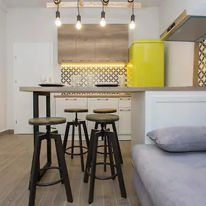  Appartement Sunny And Modern 1bdr In The Center